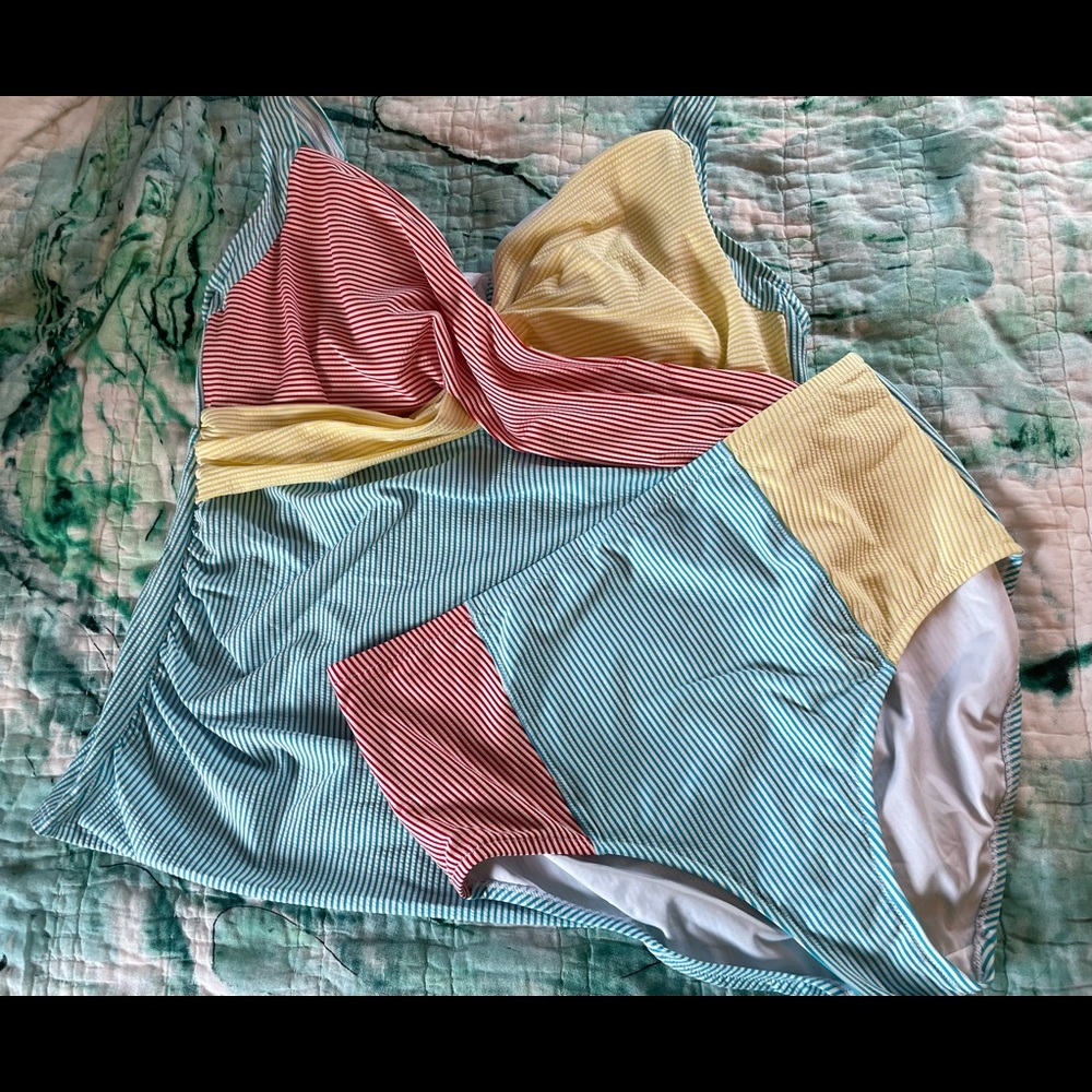 Plus Size Lands' End UPF 50 Surplice Wrap Seersucker Tankini Top & bottom